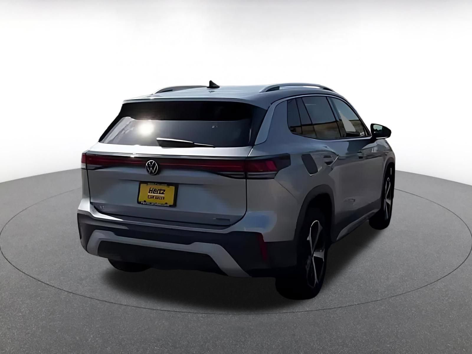 Thumbnail: 2026 Volkswagen Tiguan - 12