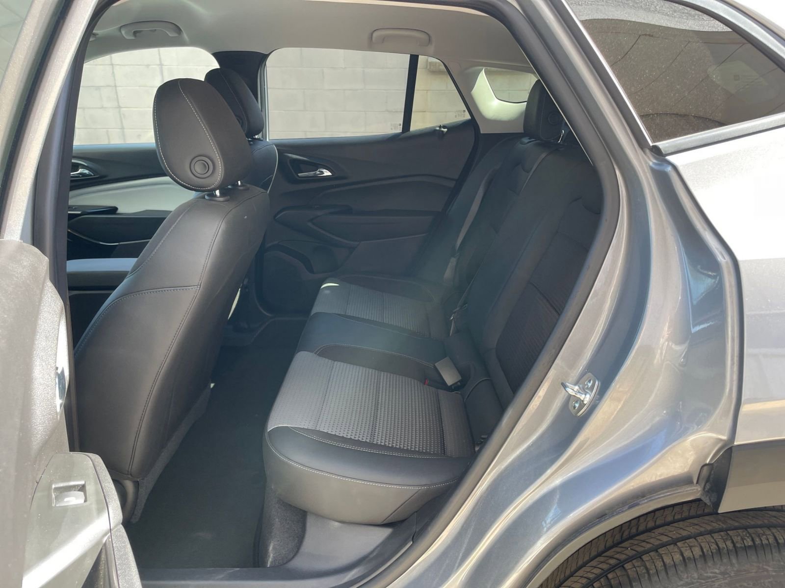 Thumbnail: 2025 Chevrolet Trax - 24