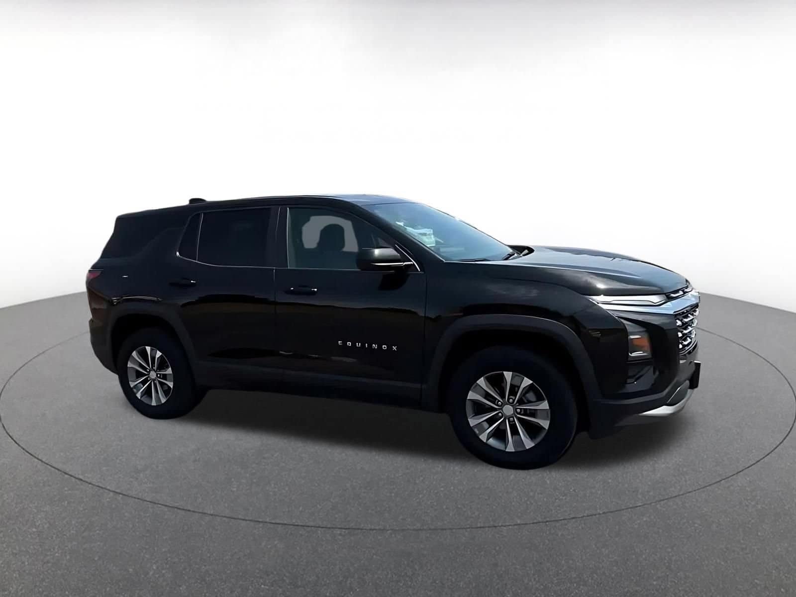 Thumbnail: 2025 Chevrolet Equinox - 2
