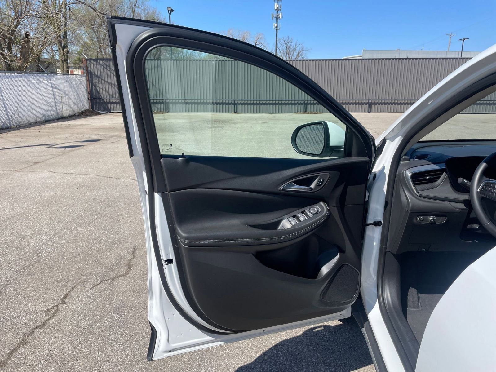 Thumbnail: 2025 Buick Encore GX - 18