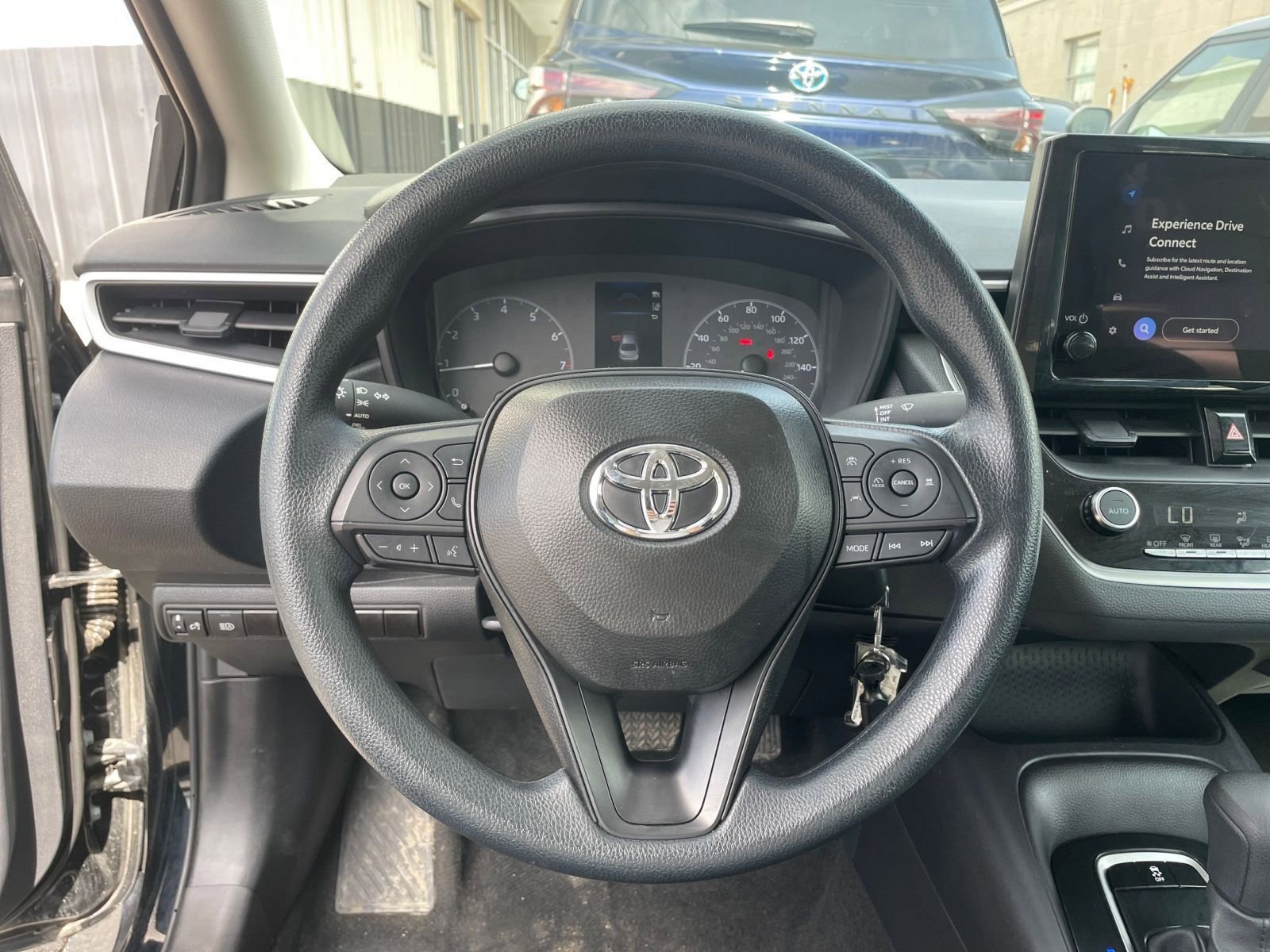 Thumbnail: 2025 Toyota Corolla - 27