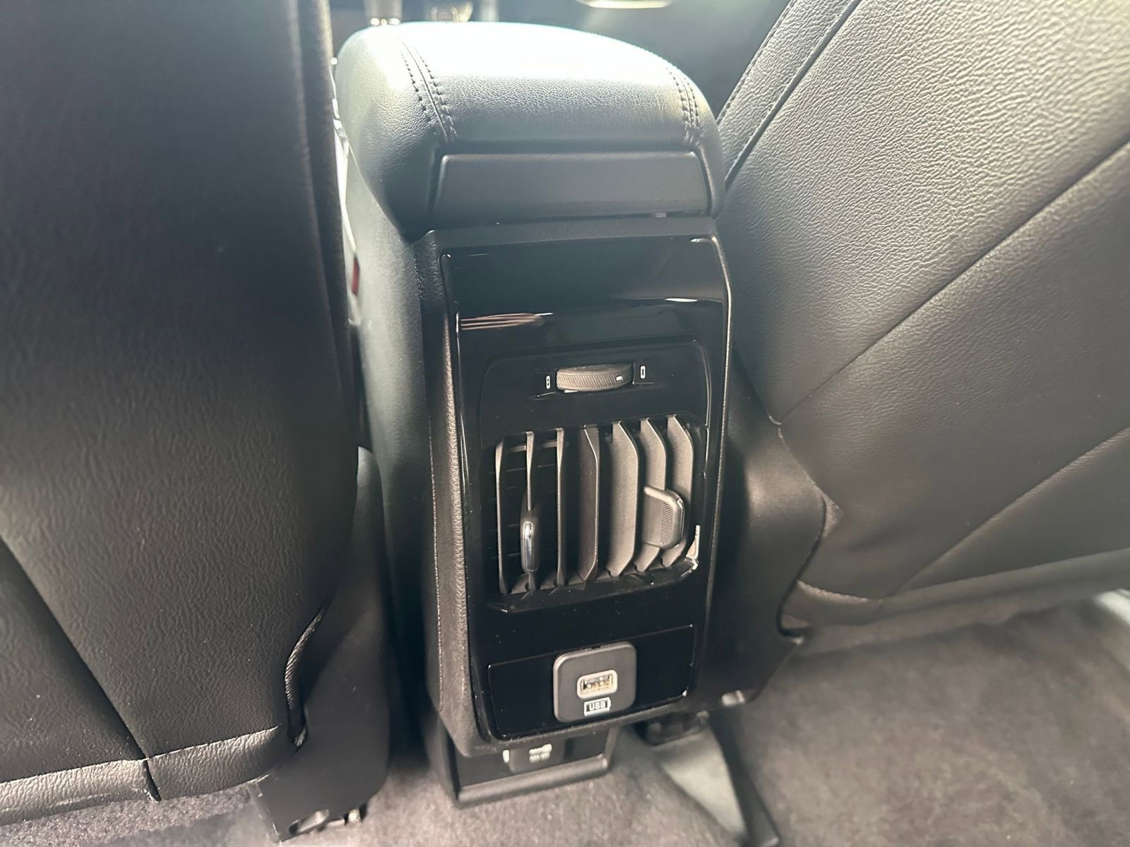 Thumbnail: 2025 Jeep Compass - 24