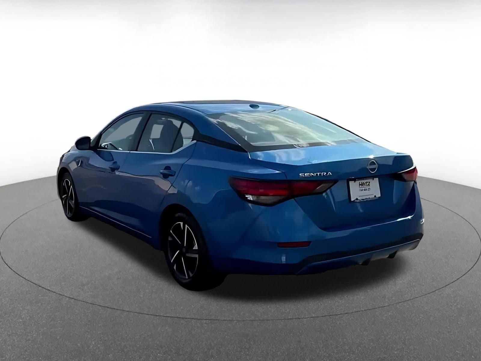 Thumbnail: 2025 Nissan Sentra - 10