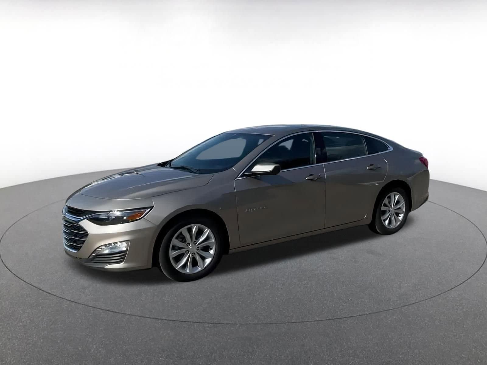 Thumbnail: 2024 Chevrolet Malibu - 8