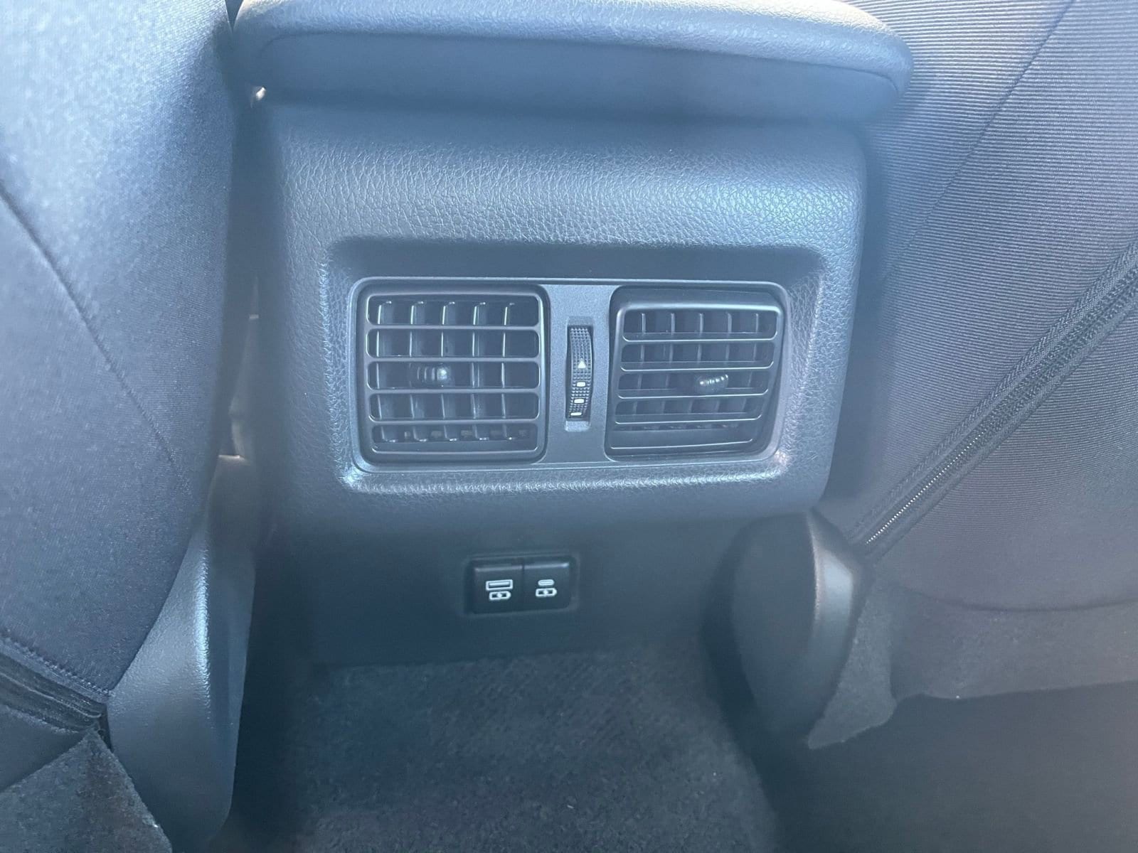 Thumbnail: 2025 Toyota Camry - 23