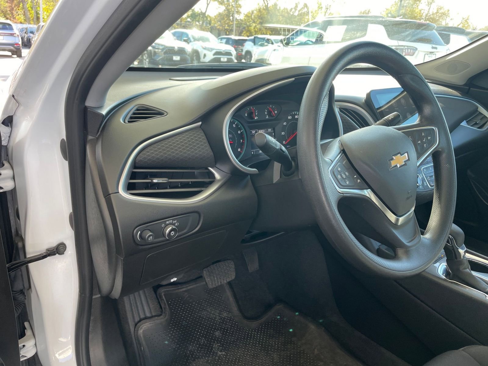 Thumbnail: 2024 Chevrolet Malibu - 34