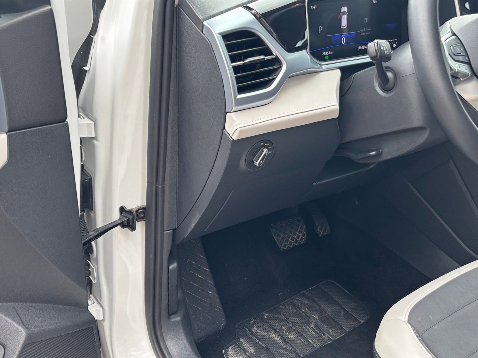 Thumbnail: 2025 Volkswagen Taos - 35