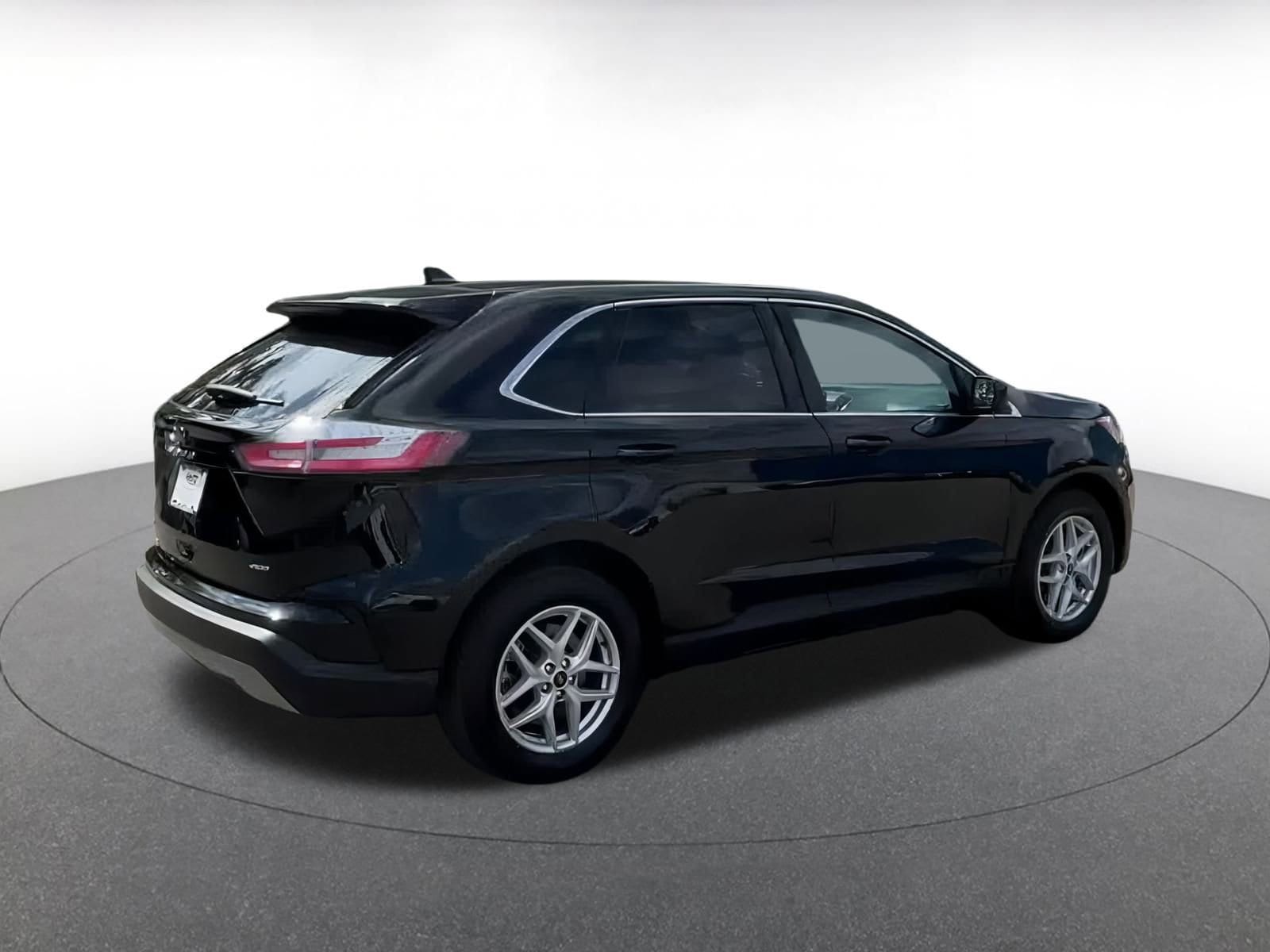 Thumbnail: 2024 Ford Edge - 14