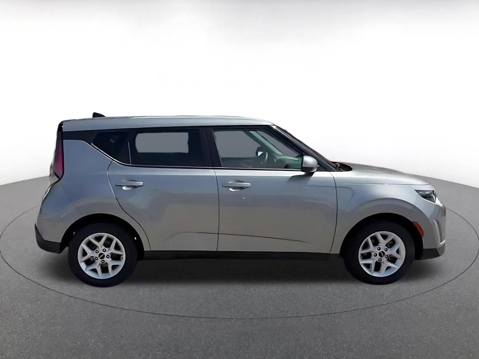 Thumbnail: 2025 Kia Soul - 13