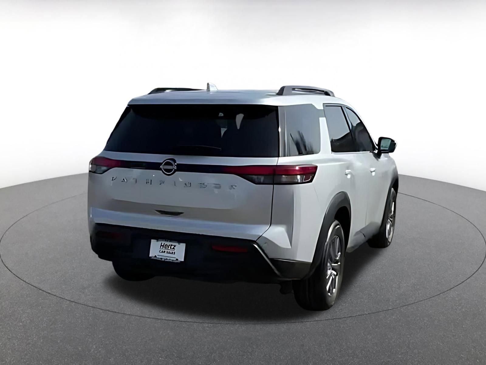 Thumbnail: 2025 Nissan Pathfinder - 14