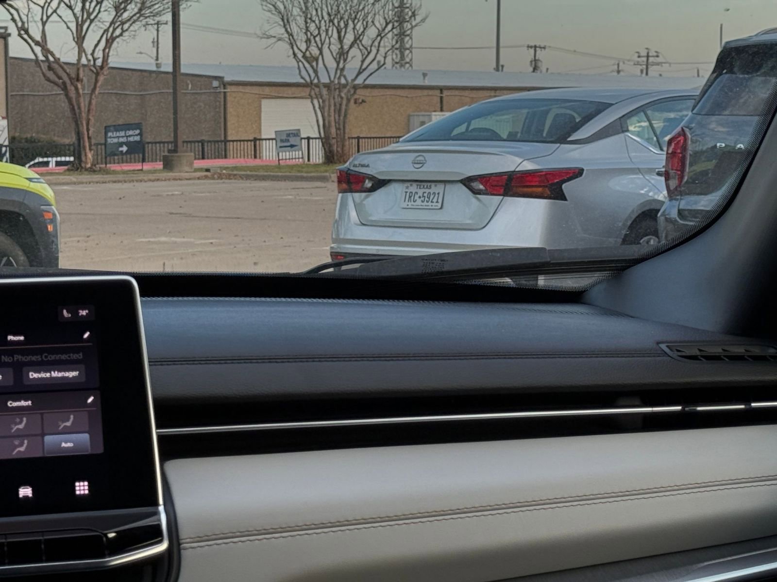 Thumbnail: 2025 Jeep Compass - 16