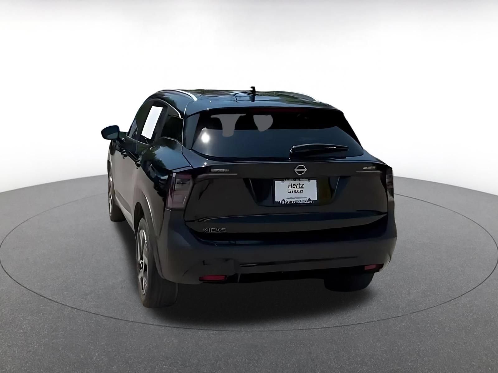 Thumbnail: 2026 Nissan Kicks - 12