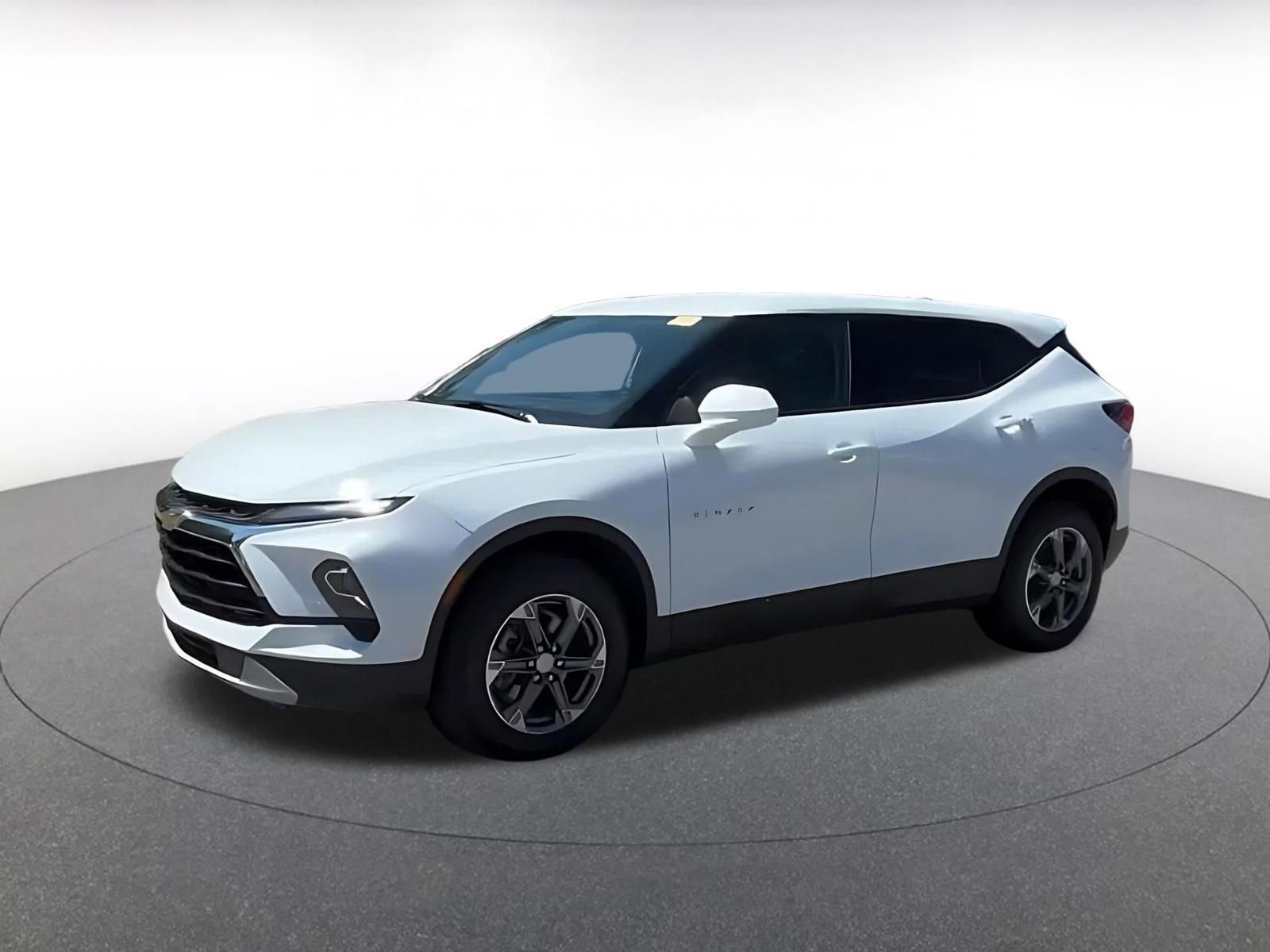 Thumbnail: 2025 Chevrolet Blazer - 8