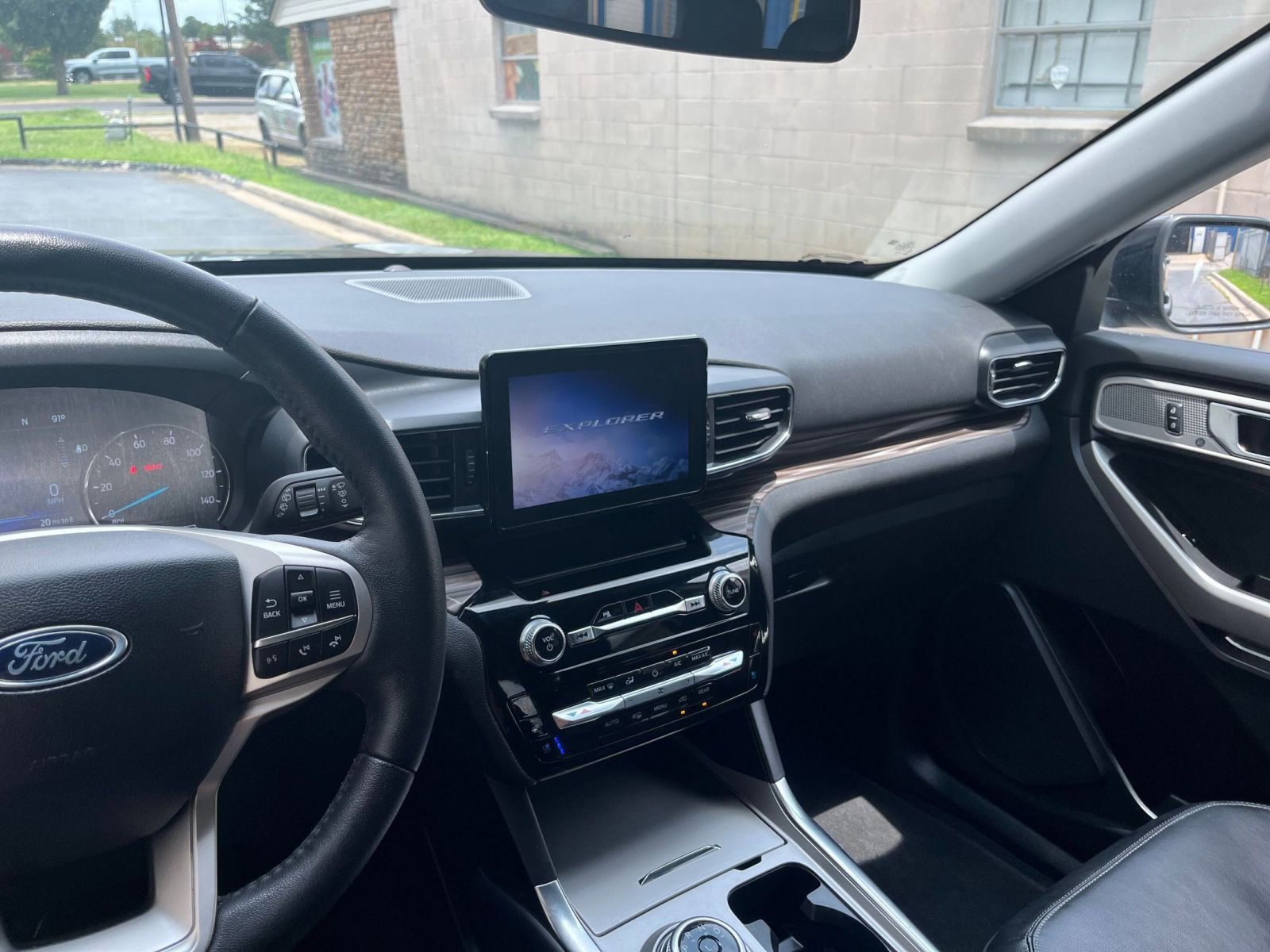 Thumbnail: 2024 Ford Explorer - 18
