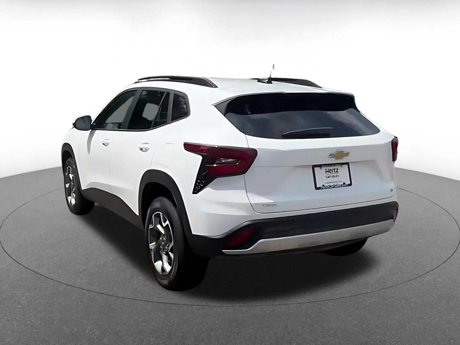 Thumbnail: 2025 Chevrolet Trax - 11