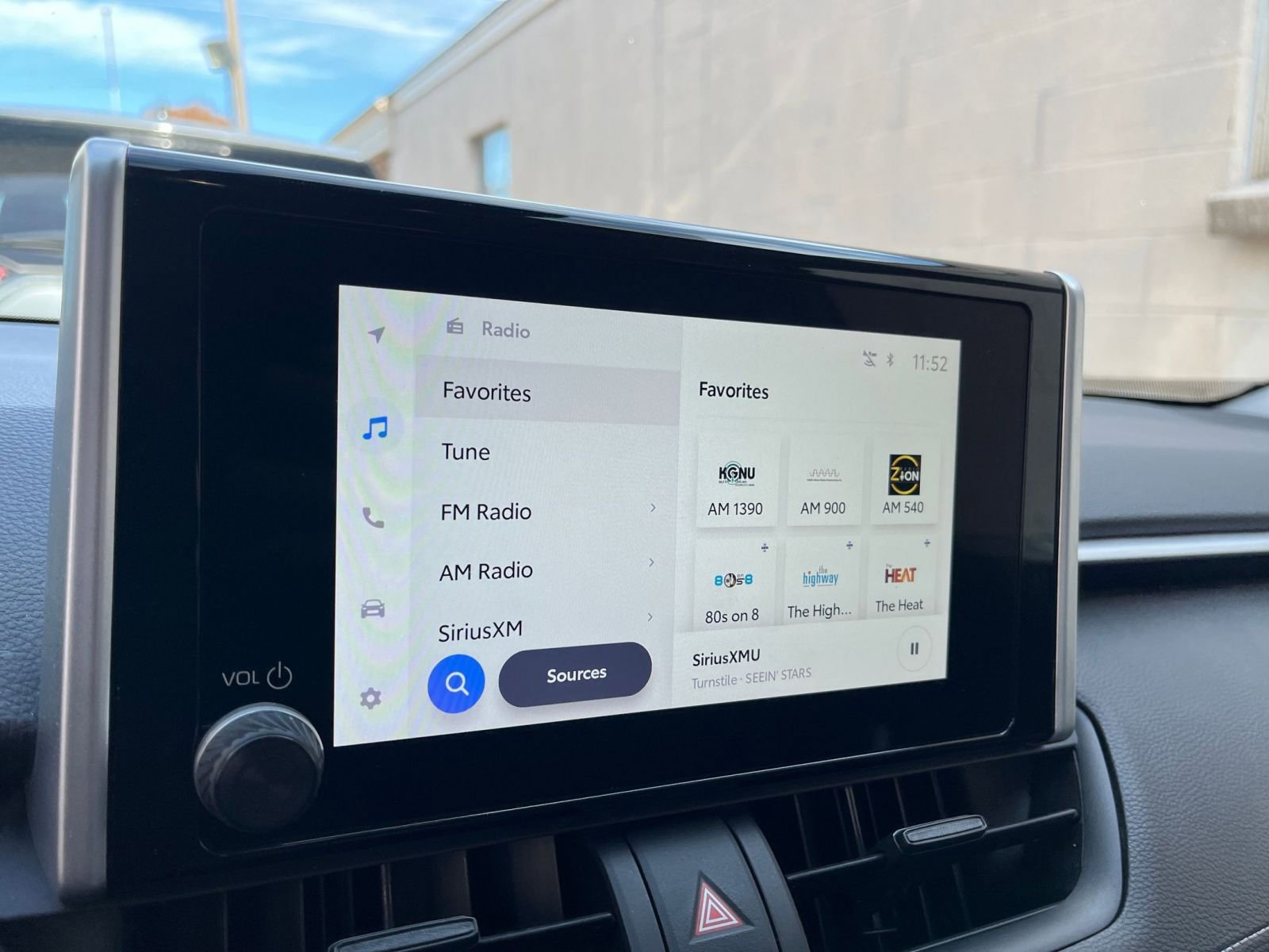 Thumbnail: 2025 Toyota RAV4 - 21