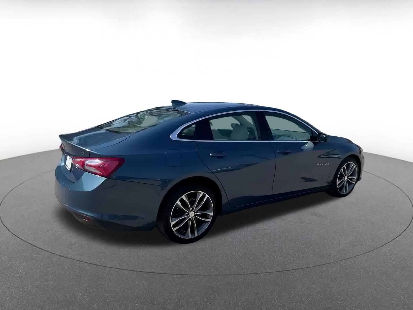 Thumbnail: 2024 Chevrolet Malibu - 15