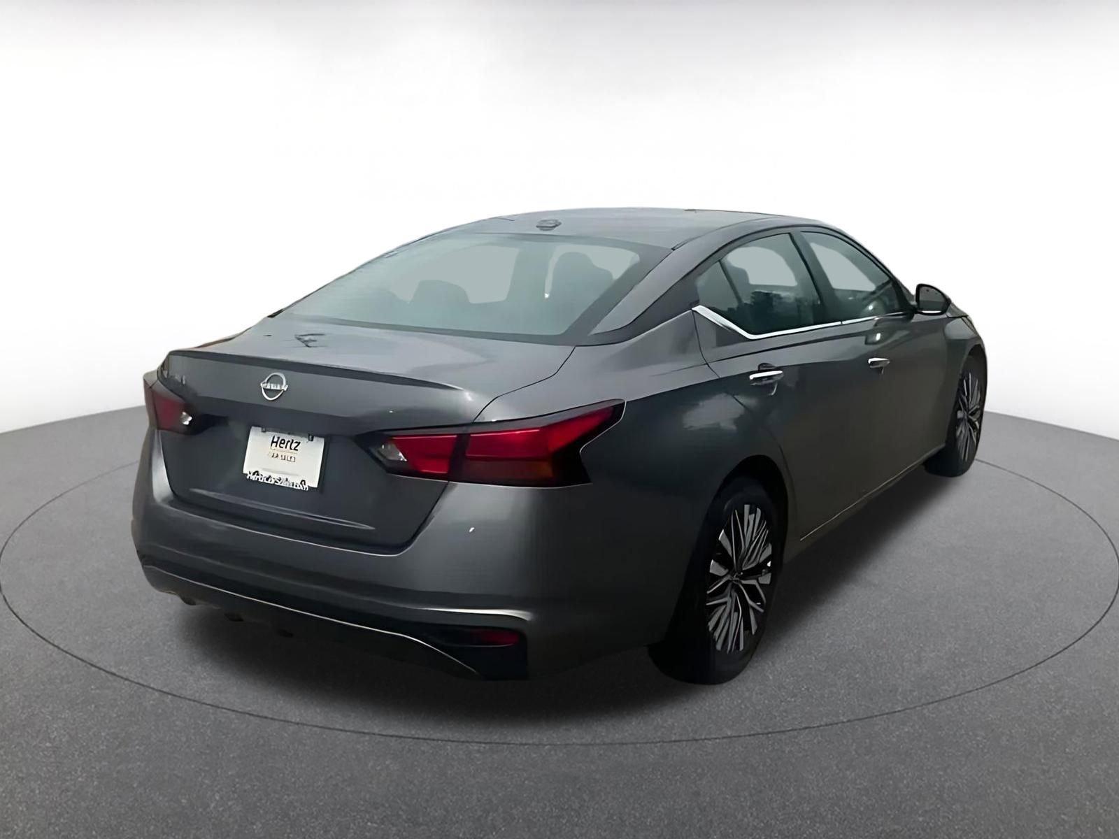 Thumbnail: 2025 Nissan Altima - 14