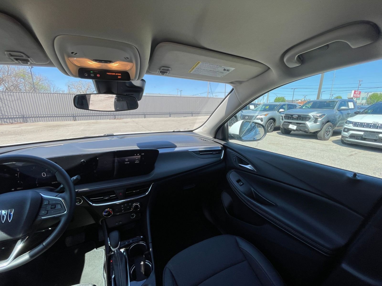 Thumbnail: 2025 Buick Encore GX - 35