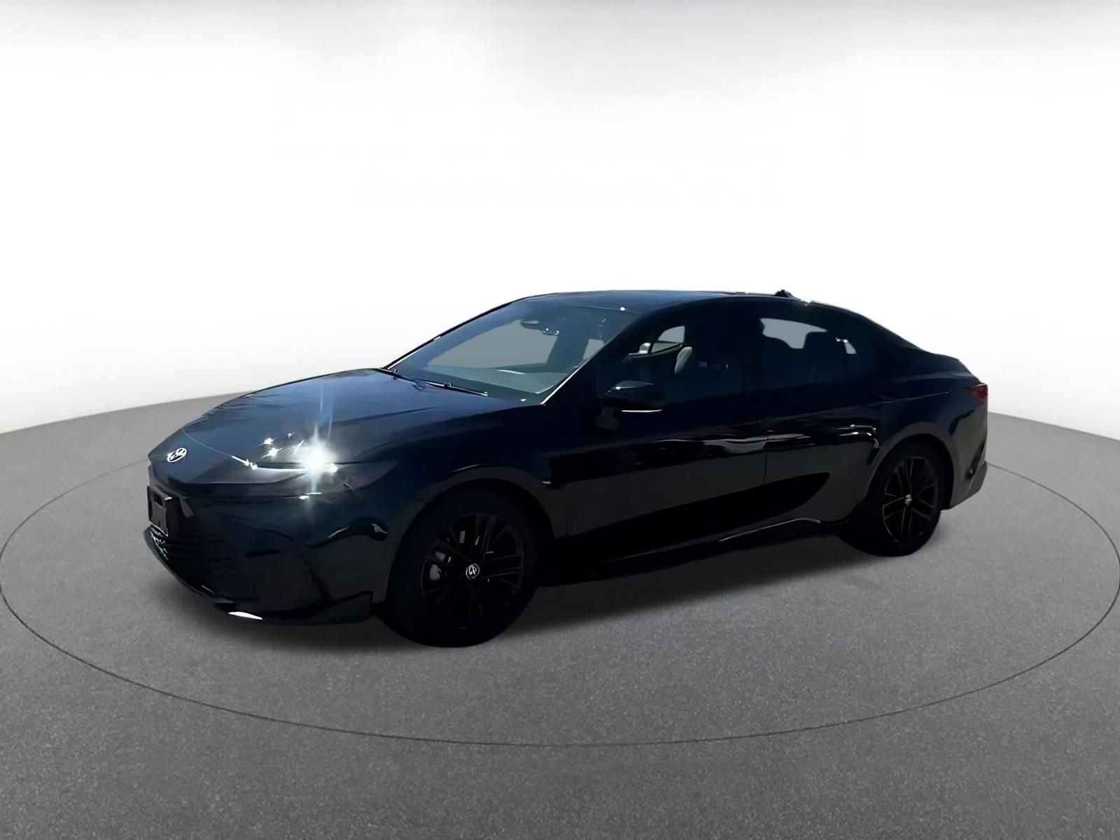 Thumbnail: 2025 Toyota Camry - 11