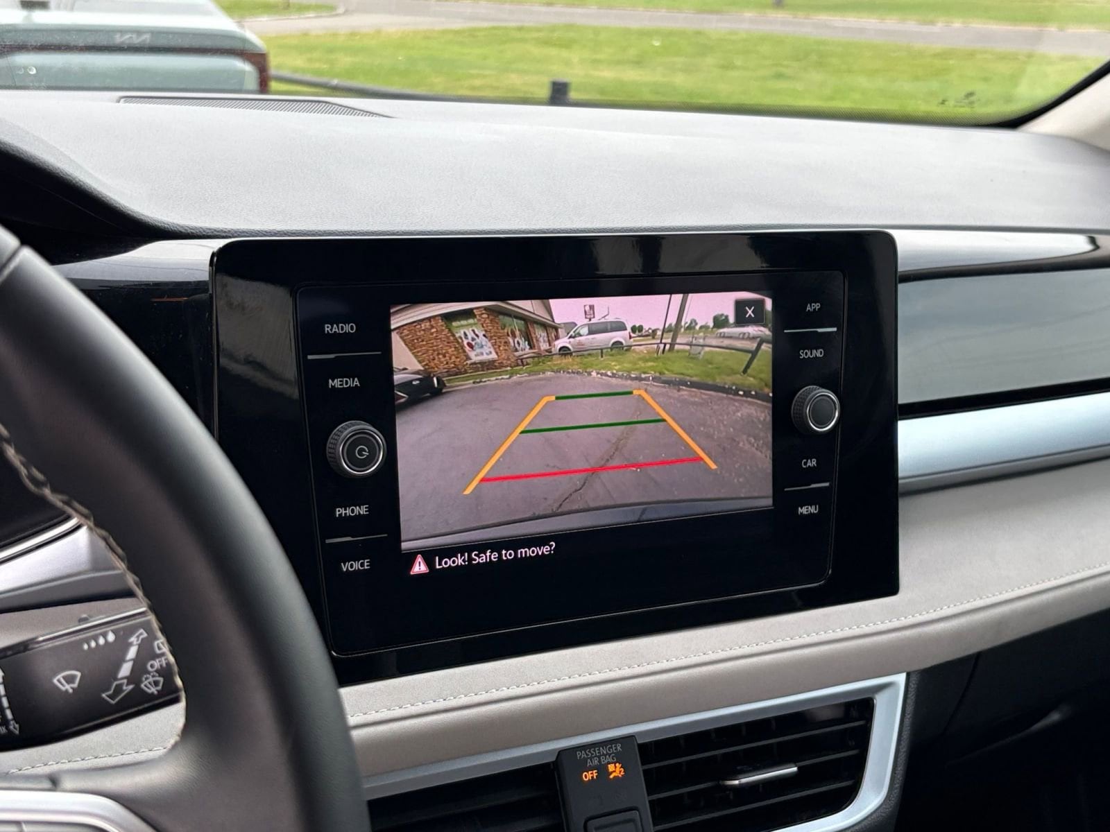 Thumbnail: 2025 Volkswagen Taos - 24