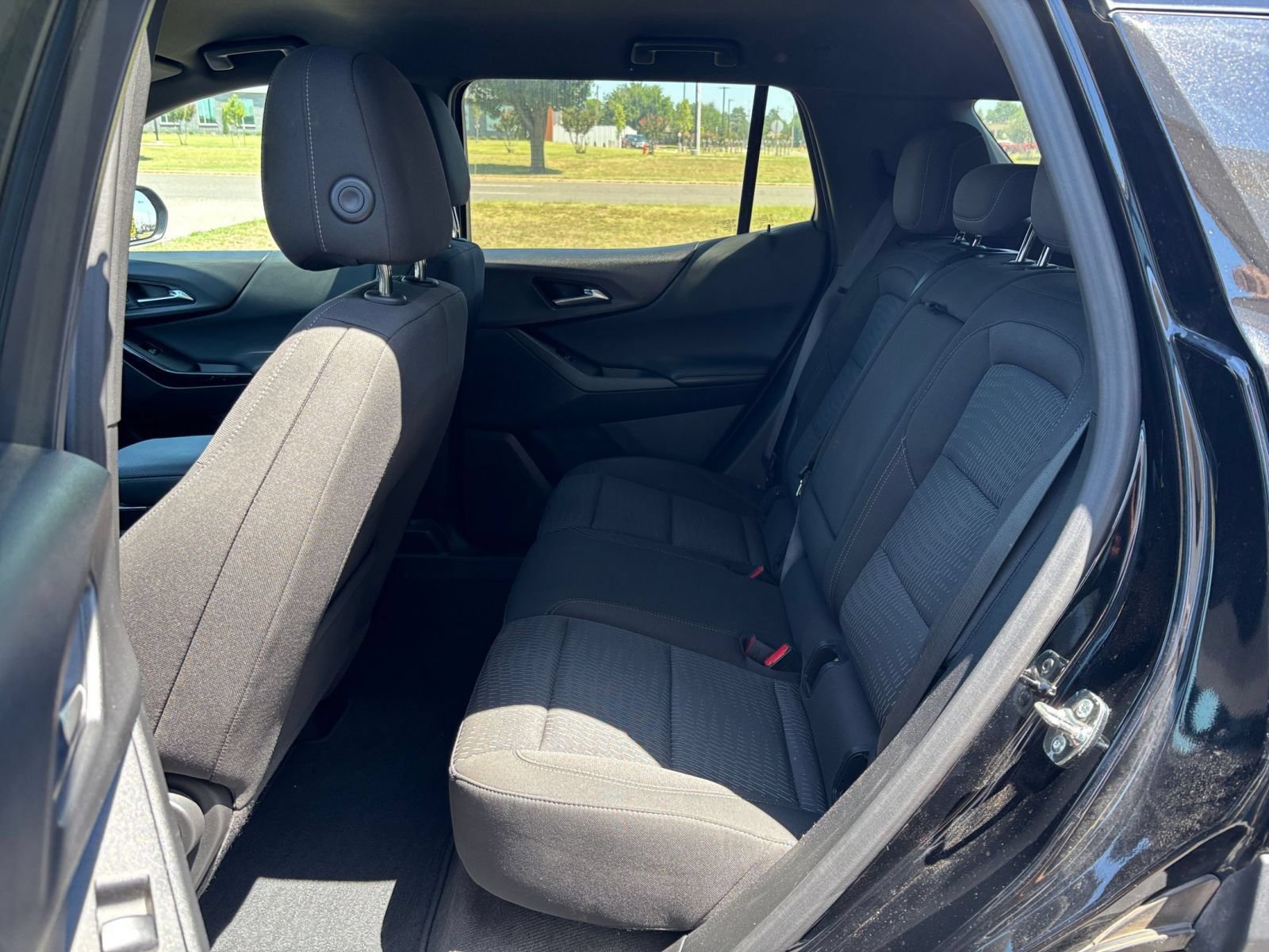 Thumbnail: 2025 Chevrolet Equinox - 25