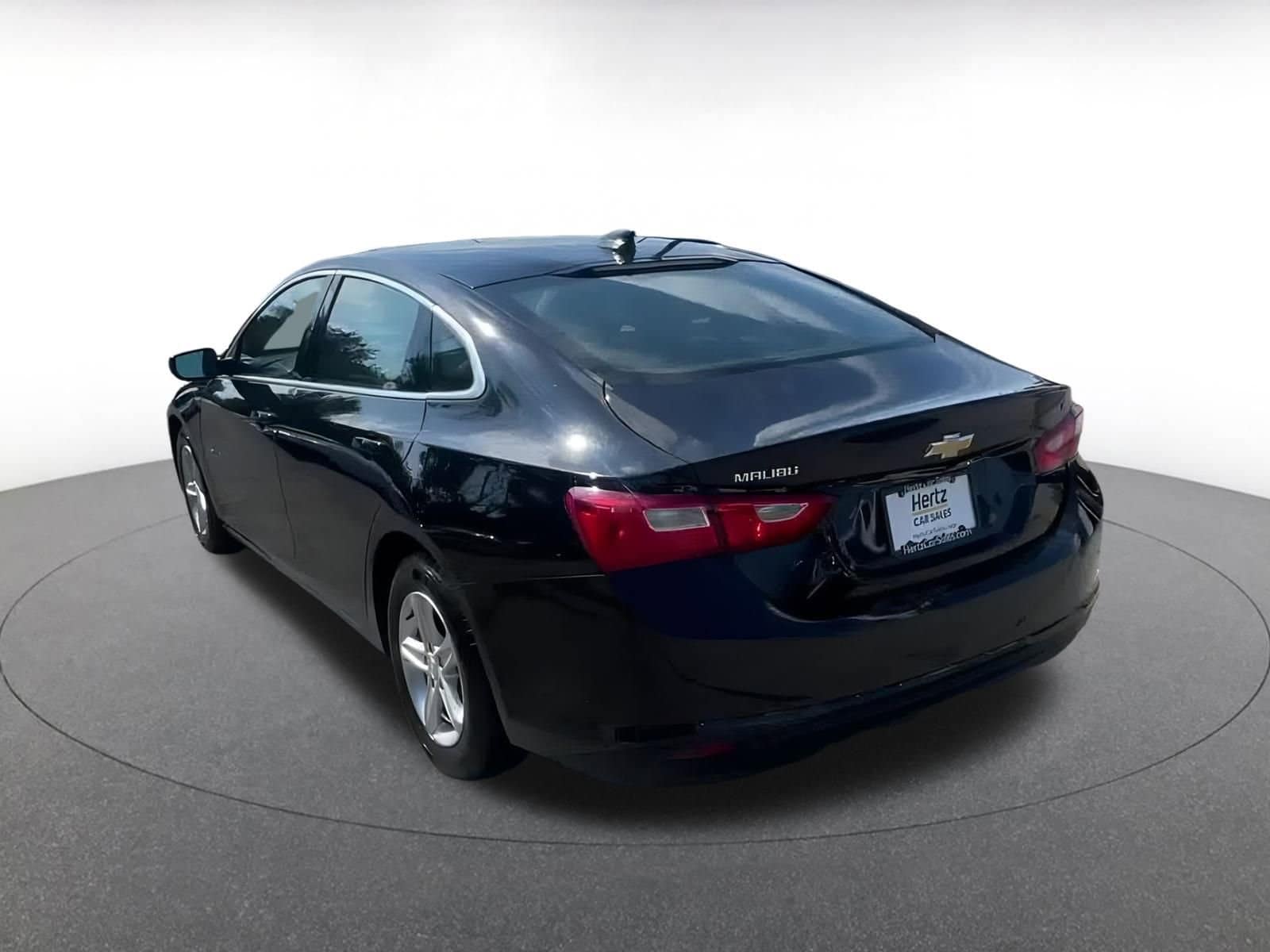 Thumbnail: 2023 Chevrolet Malibu - 11