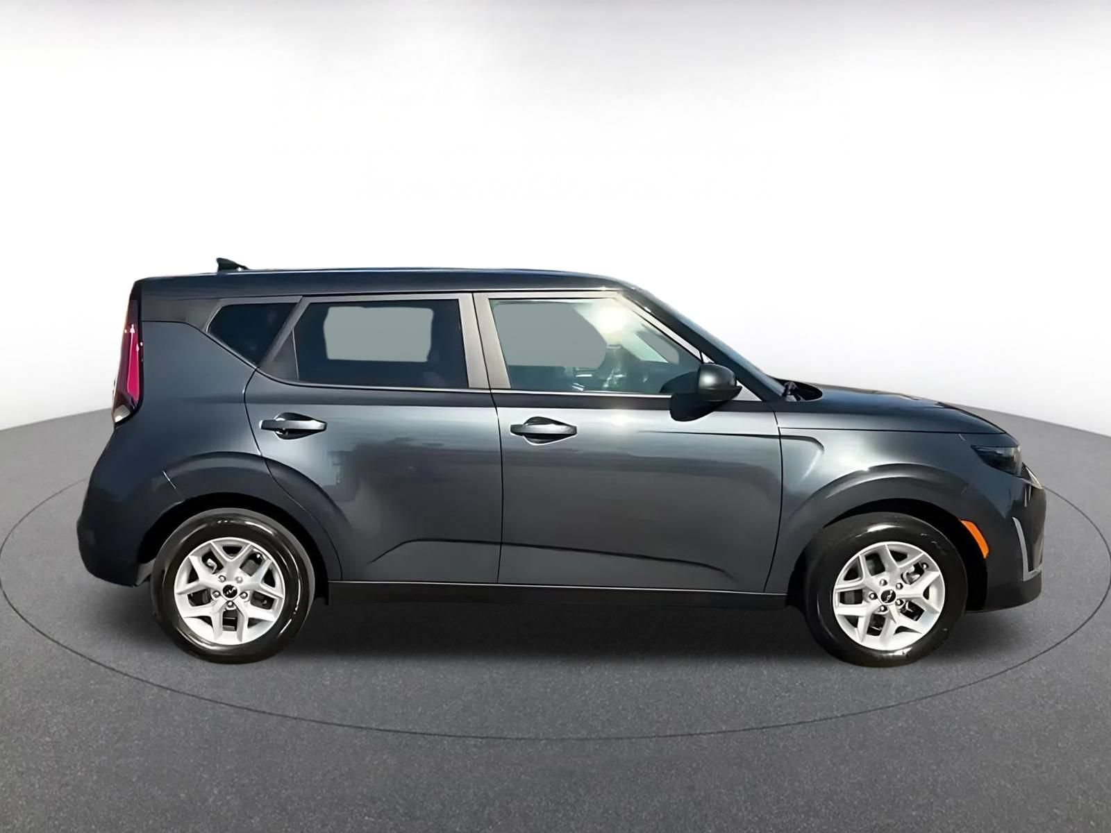 Thumbnail: 2025 Kia Soul - 13