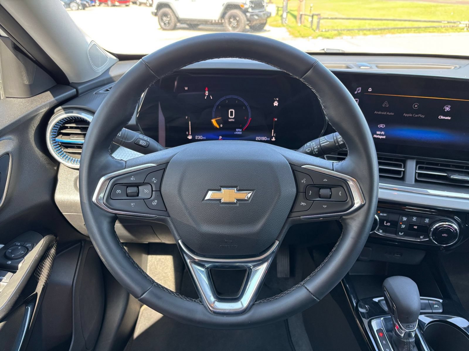 Thumbnail: 2025 Chevrolet Trax - 26