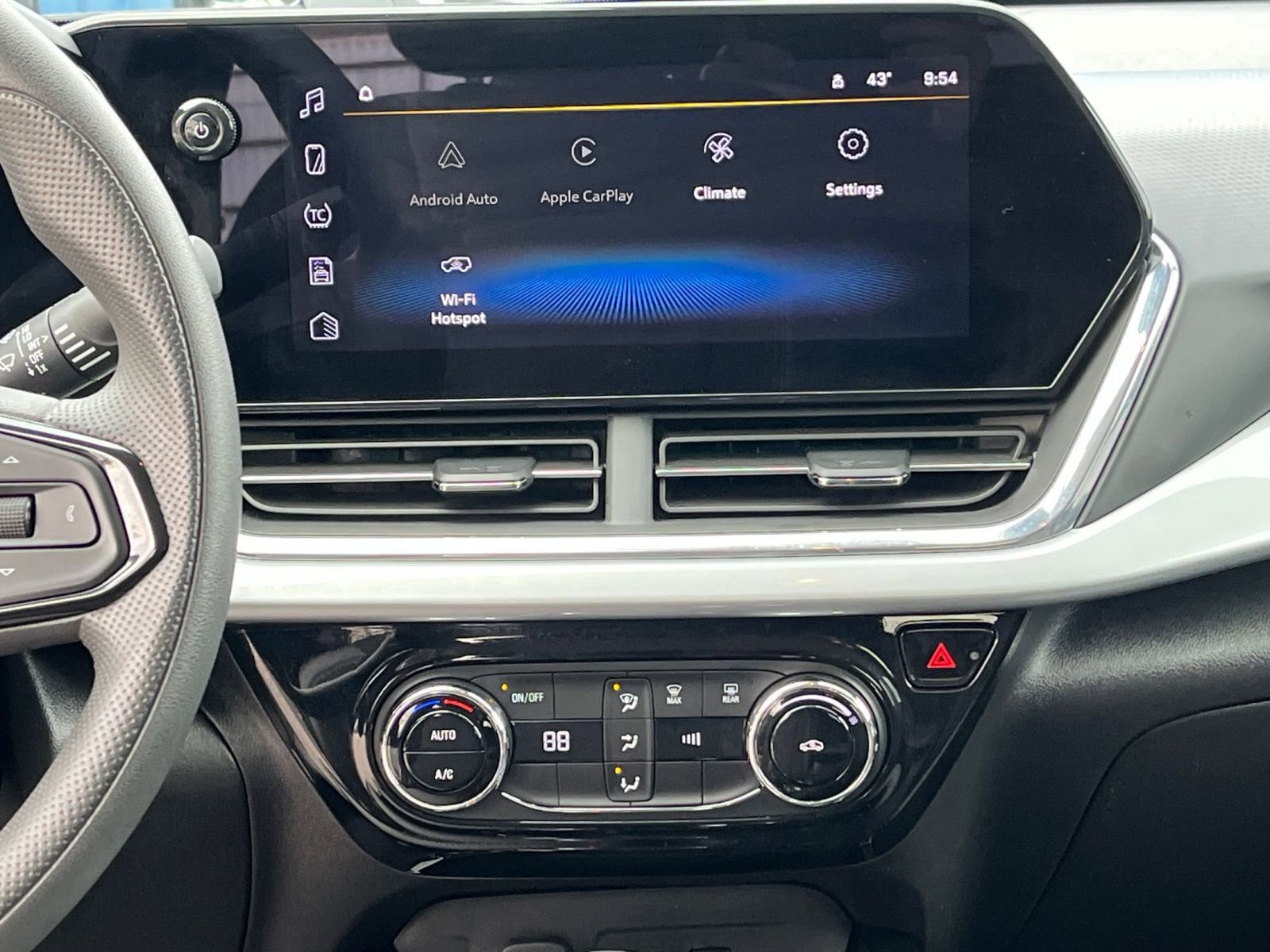 Thumbnail: 2025 Chevrolet Trax - 21