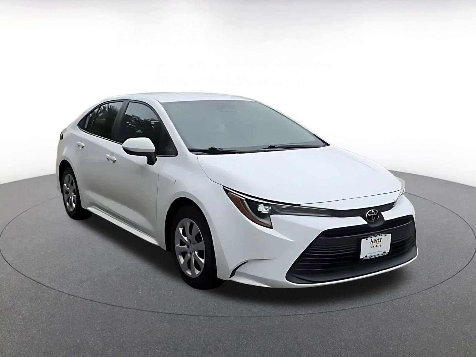 Thumbnail: 2023 Toyota Corolla - 3