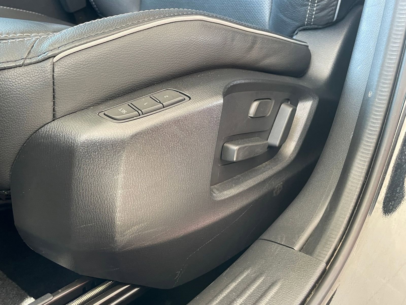 Thumbnail: 2025 Mazda CX-5 - 23