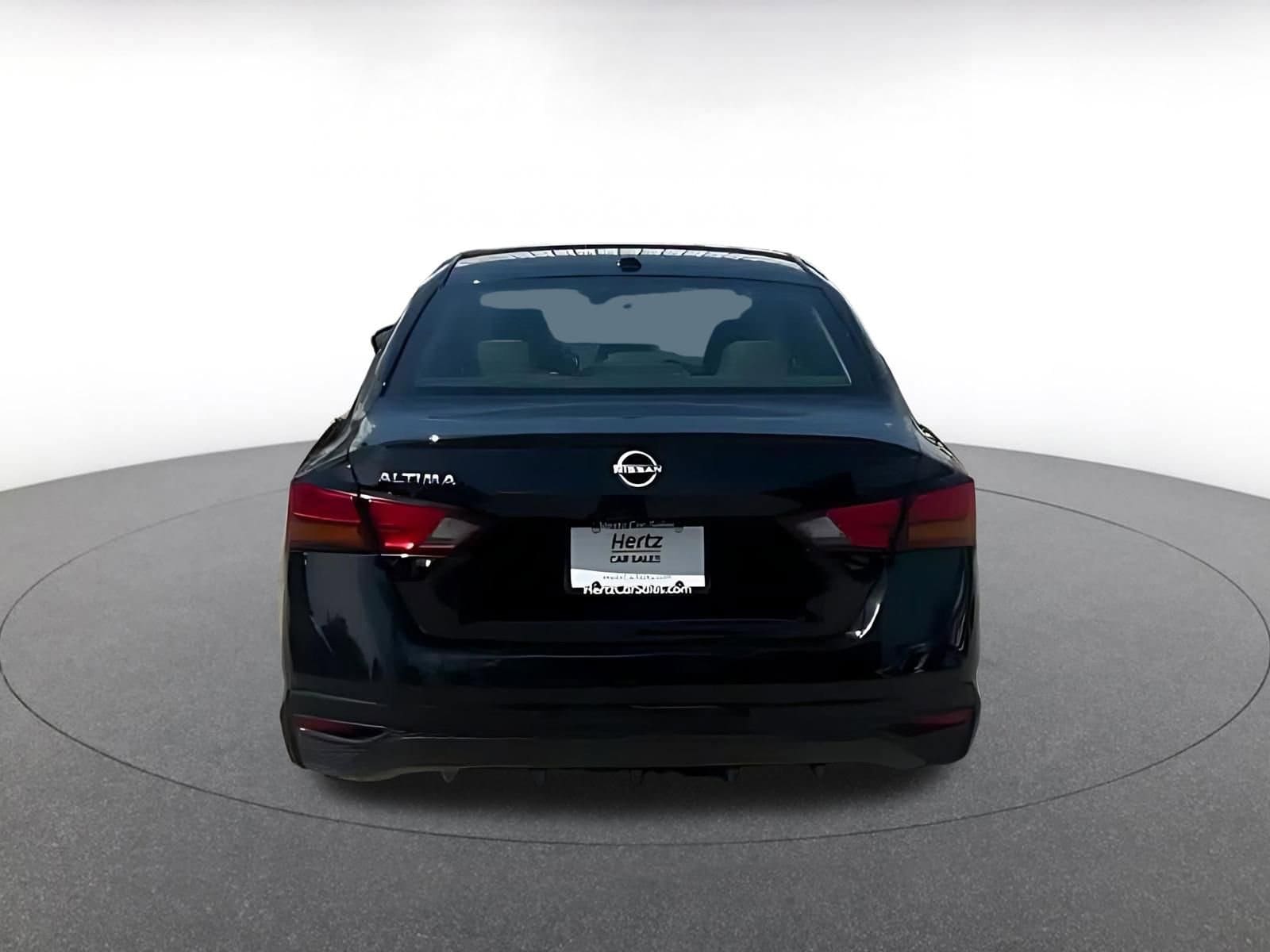Thumbnail: 2025 Nissan Altima - 12