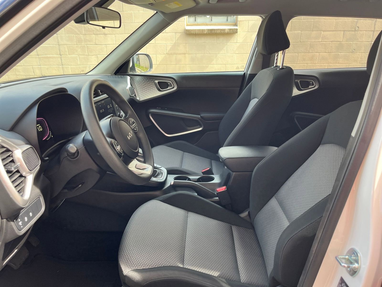 Thumbnail: 2025 Kia Soul - 24