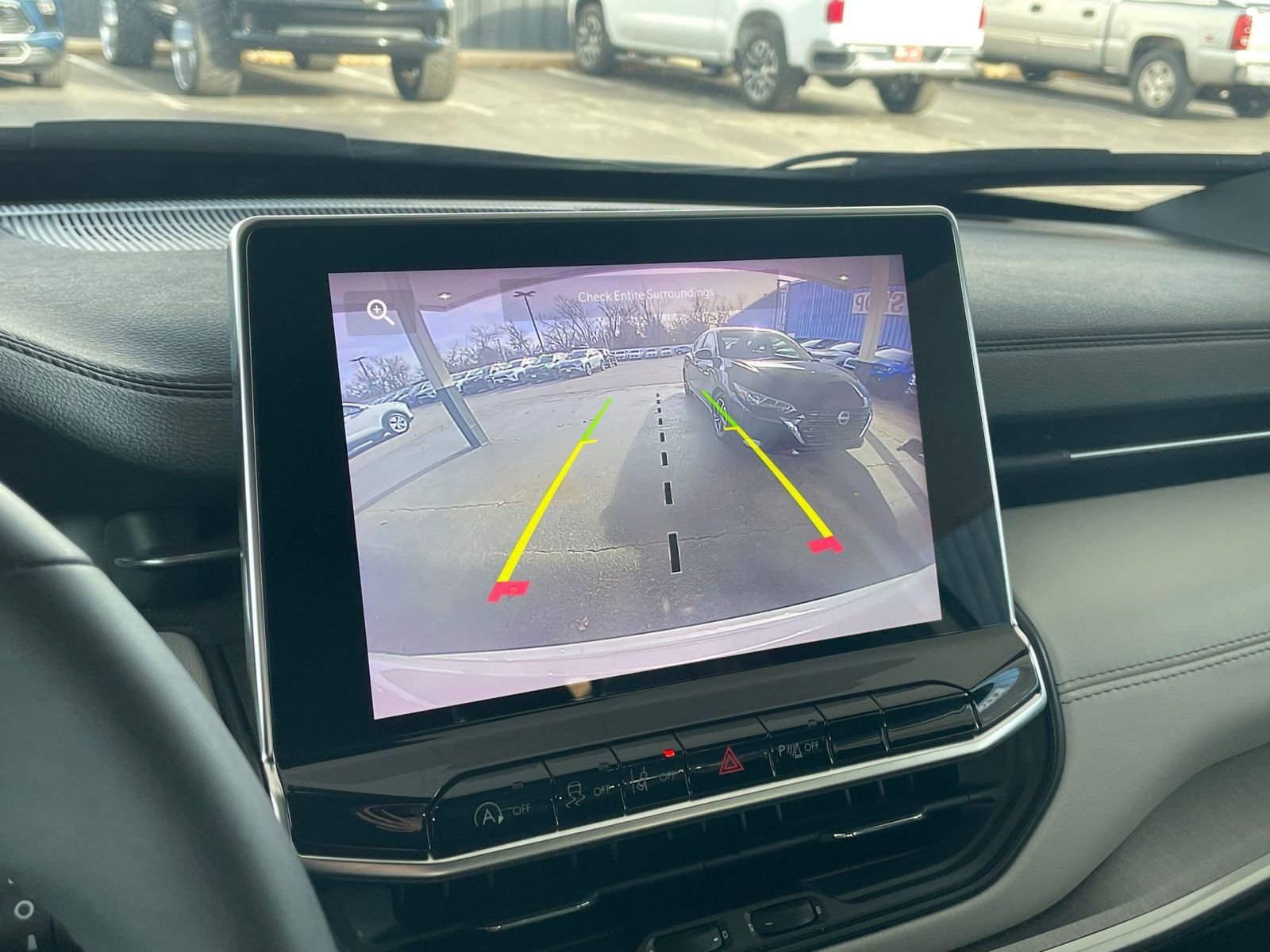 Thumbnail: 2025 Jeep Compass - 17