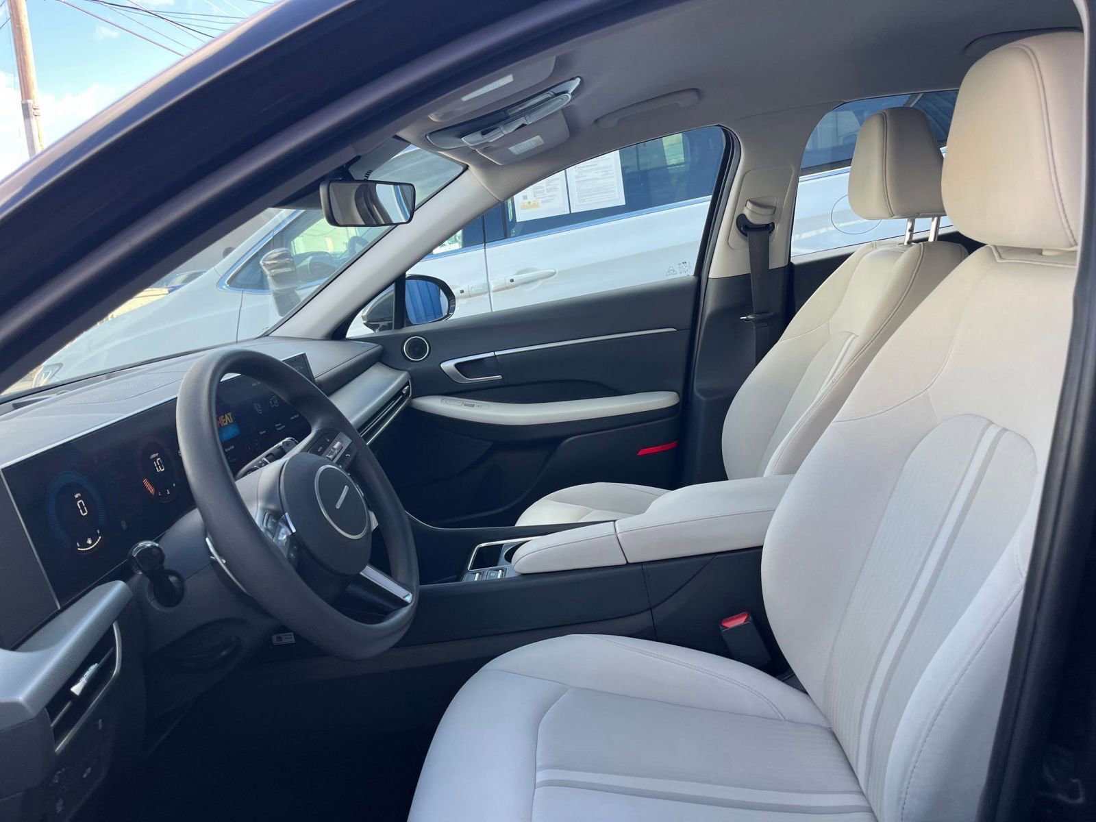 Thumbnail: 2025 Hyundai Sonata - 25