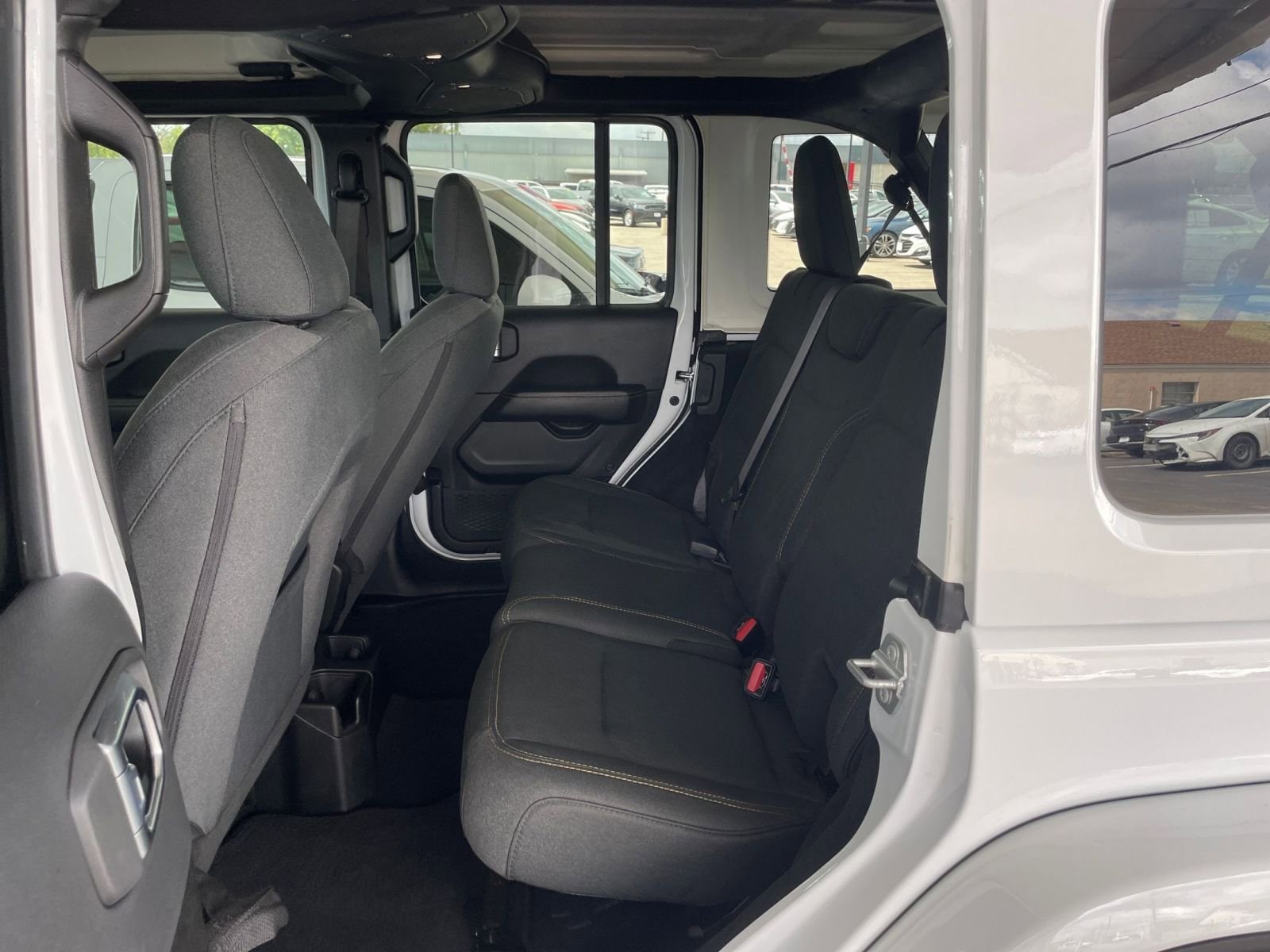 Thumbnail: 2025 Jeep Wrangler - 24