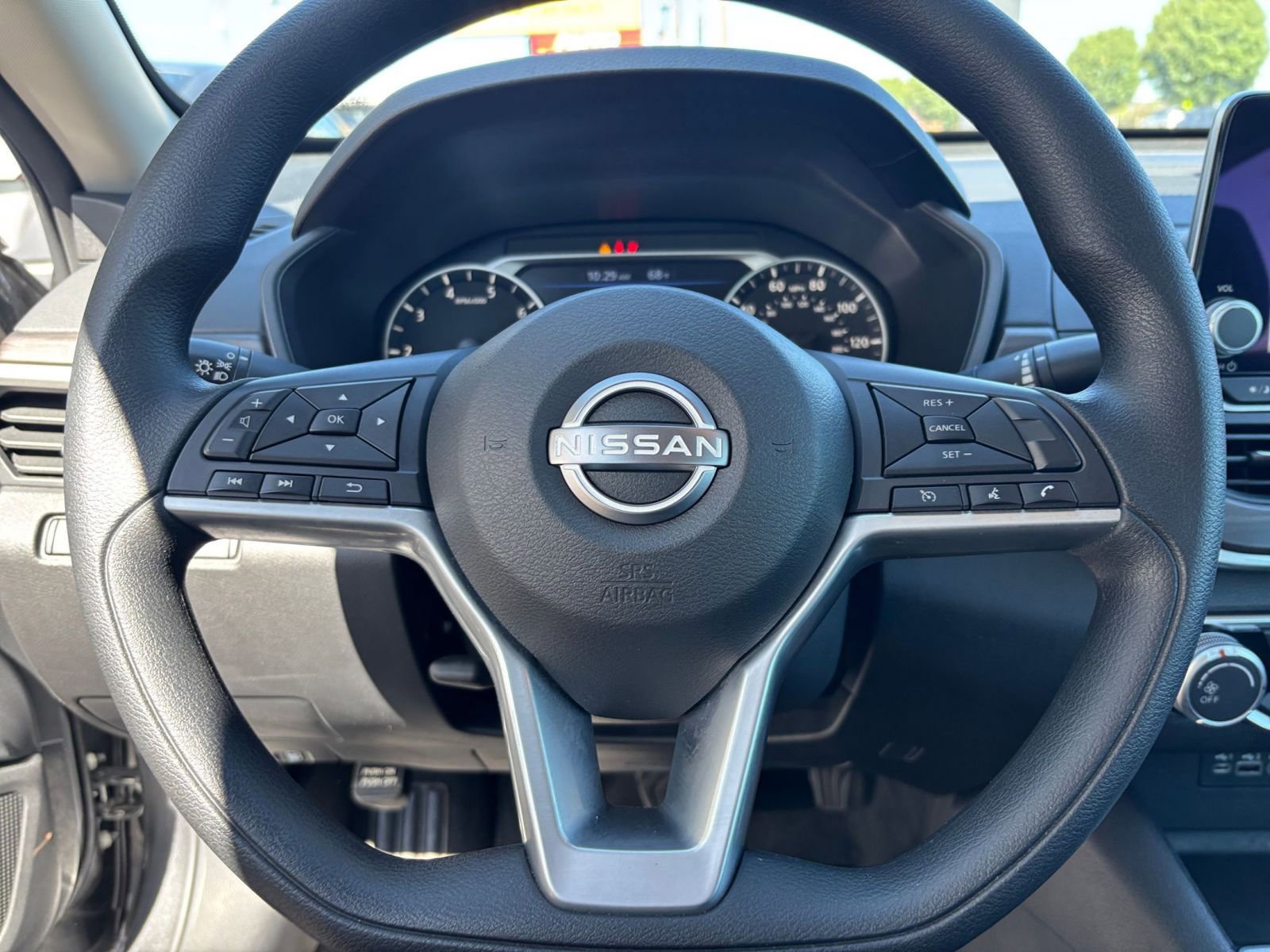Thumbnail: 2025 Nissan Altima - 28