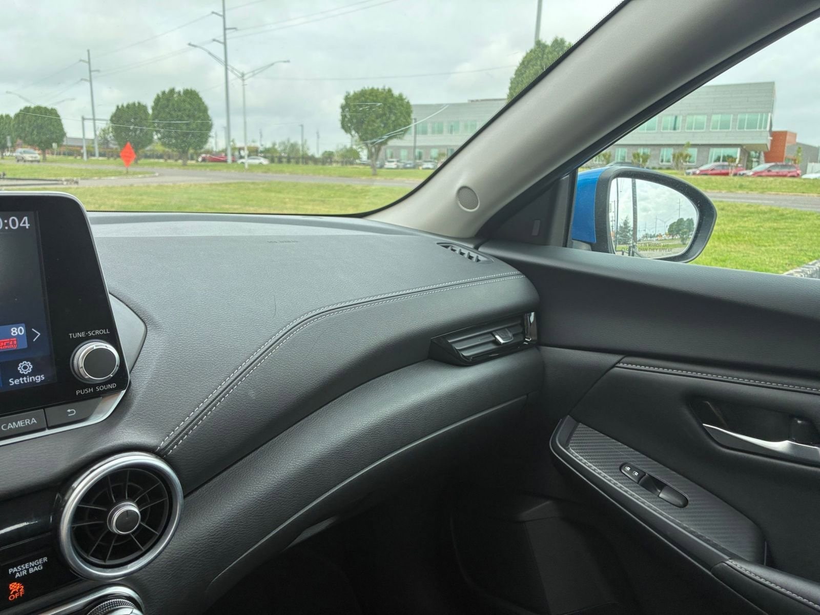 Thumbnail: 2025 Nissan Sentra - 33