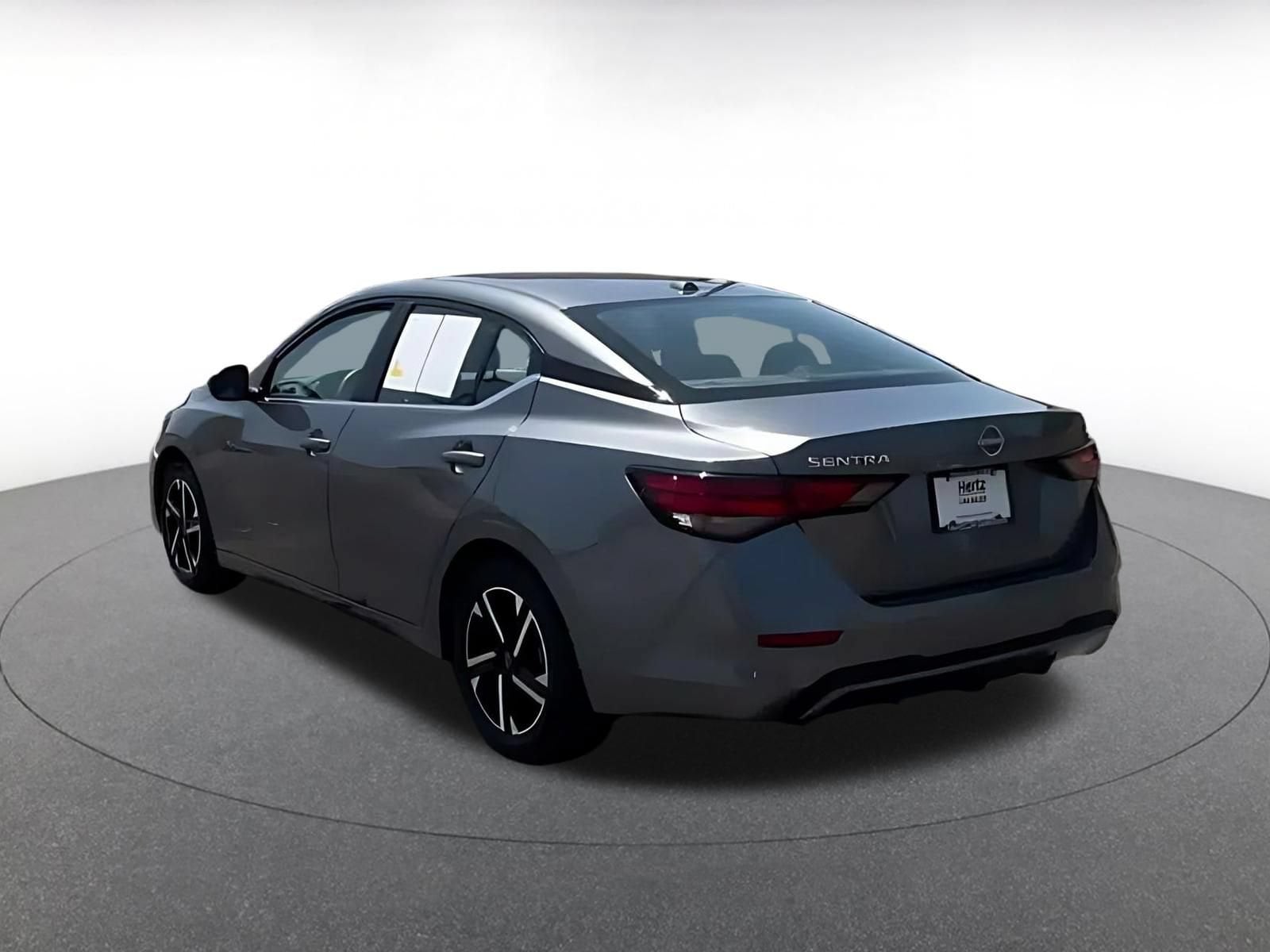 Thumbnail: 2025 Nissan Sentra - 10