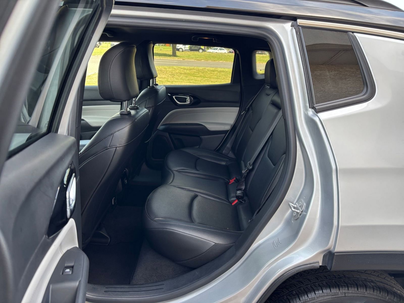 Thumbnail: 2025 Jeep Compass - 27