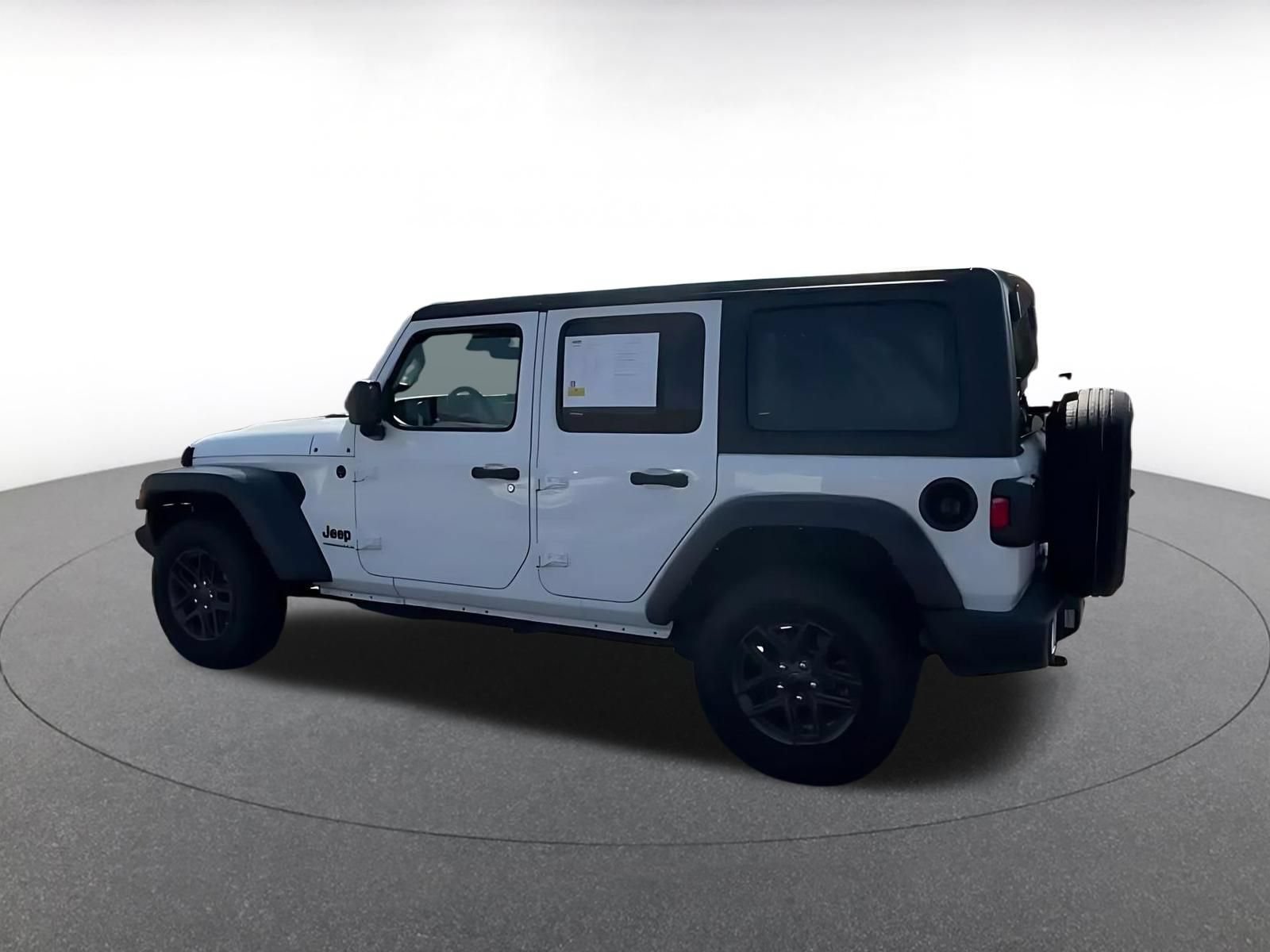 Thumbnail: 2025 Jeep Wrangler - 9