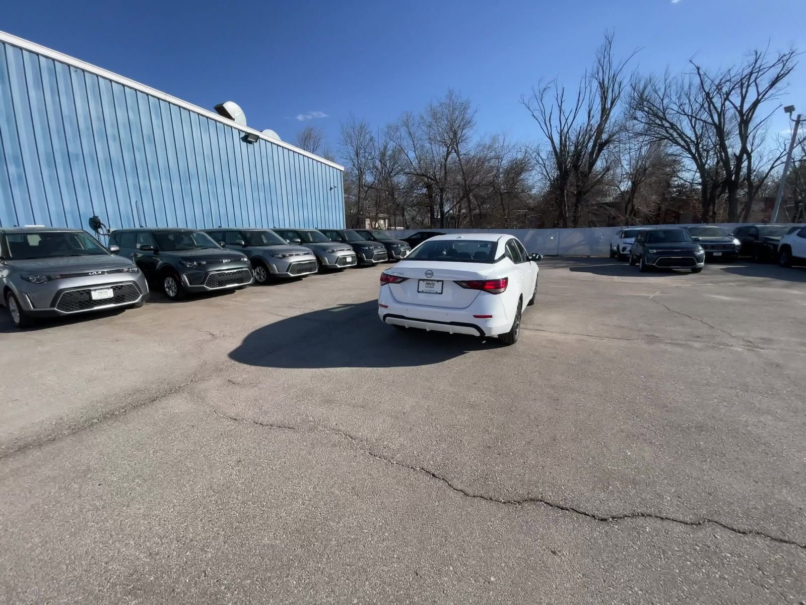 Thumbnail: 2025 Nissan Sentra - 14