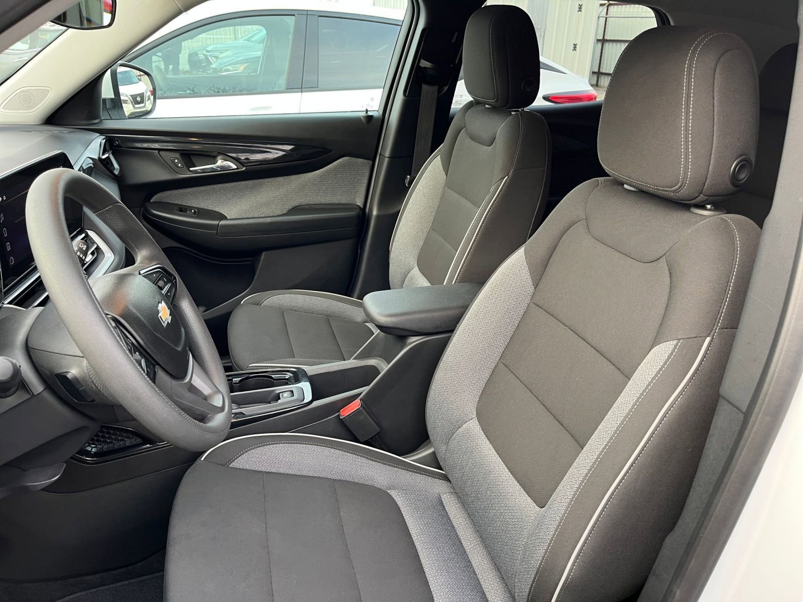 Thumbnail: 2025 Chevrolet TrailBlazer - 24