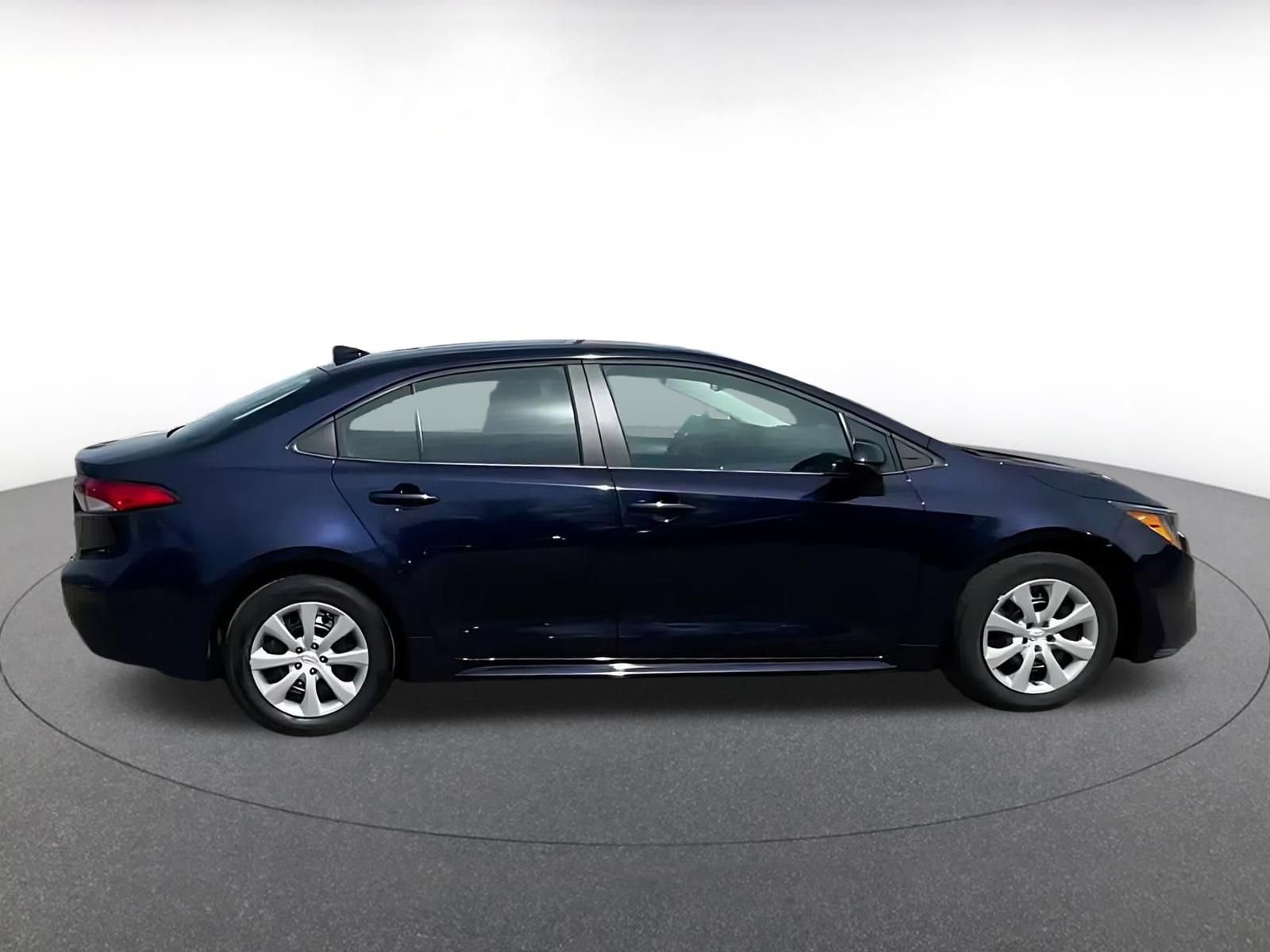 Thumbnail: 2025 Toyota Corolla - 12