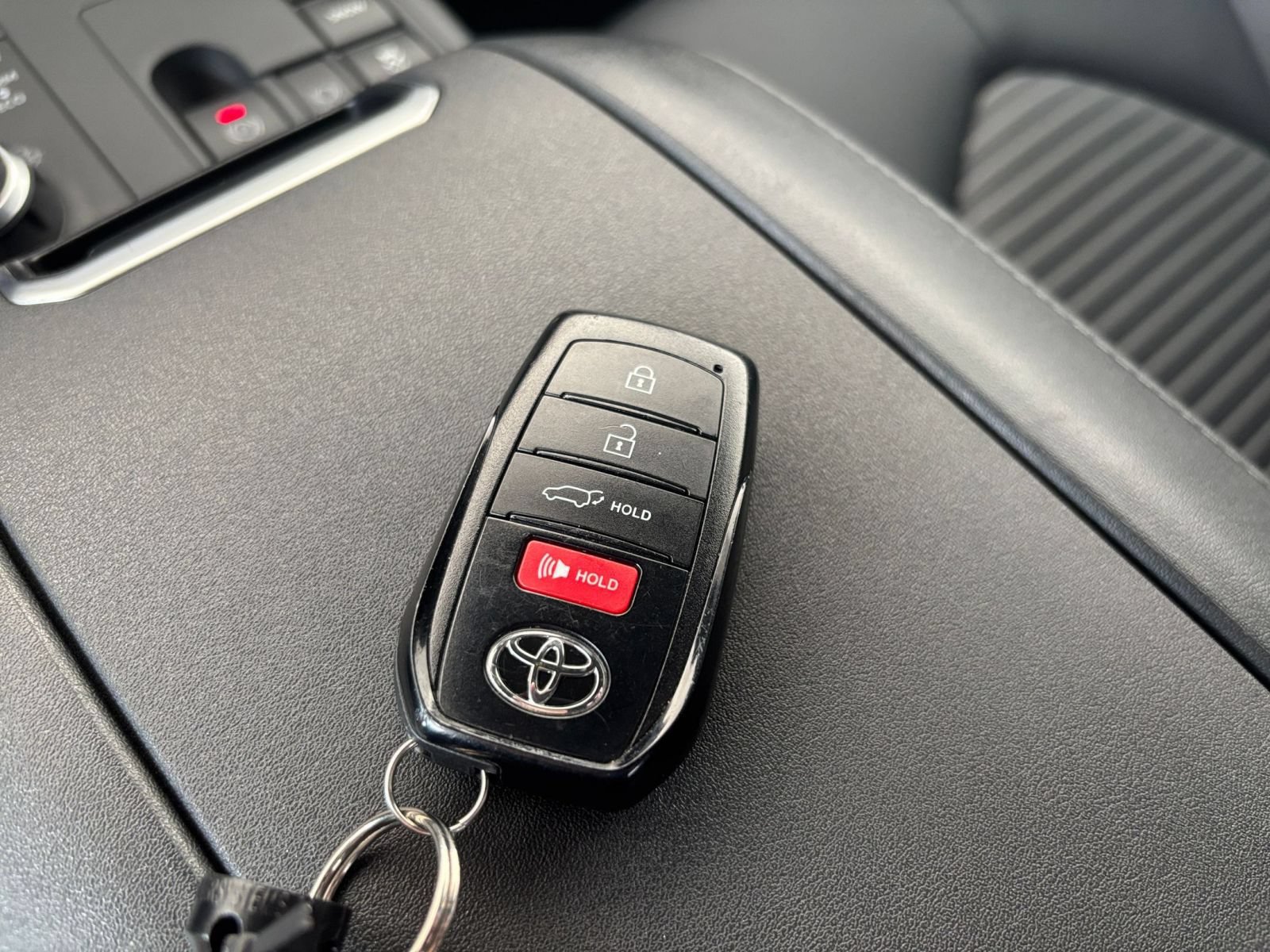 Thumbnail: 2025 Toyota Highlander - 22