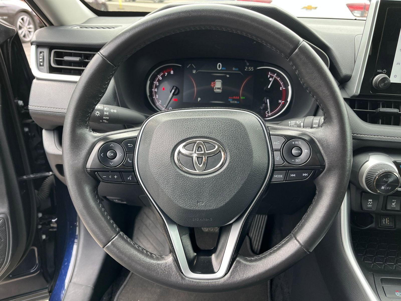 Thumbnail: 2025 Toyota RAV4 - 28