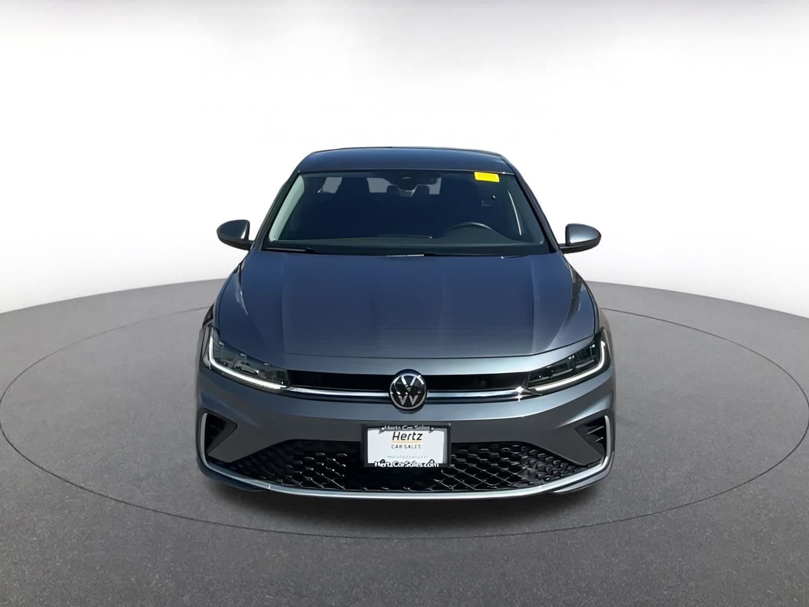Thumbnail: 2025 Volkswagen Jetta - 3