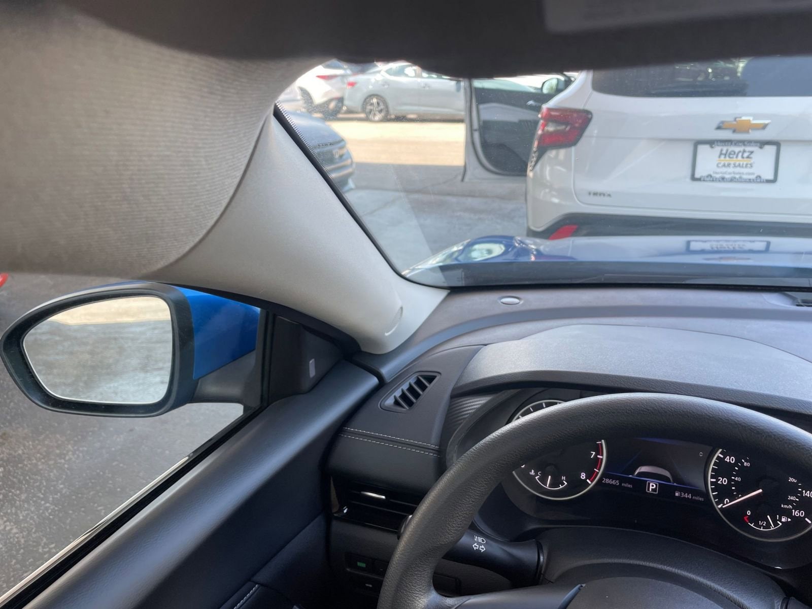 Thumbnail: 2024 Nissan Sentra - 32