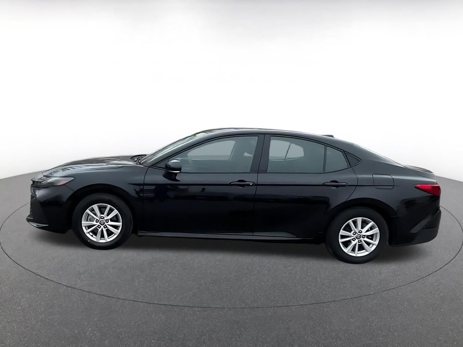 Thumbnail: 2025 Toyota Camry - 7